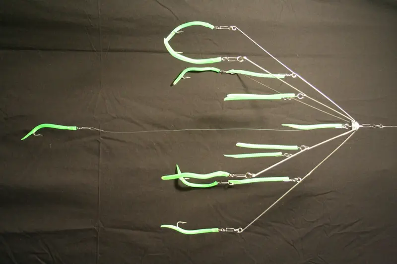 9'Ers Lures Large Tube & Worm 6-Arm Rig For Freshwater And Inshore 1