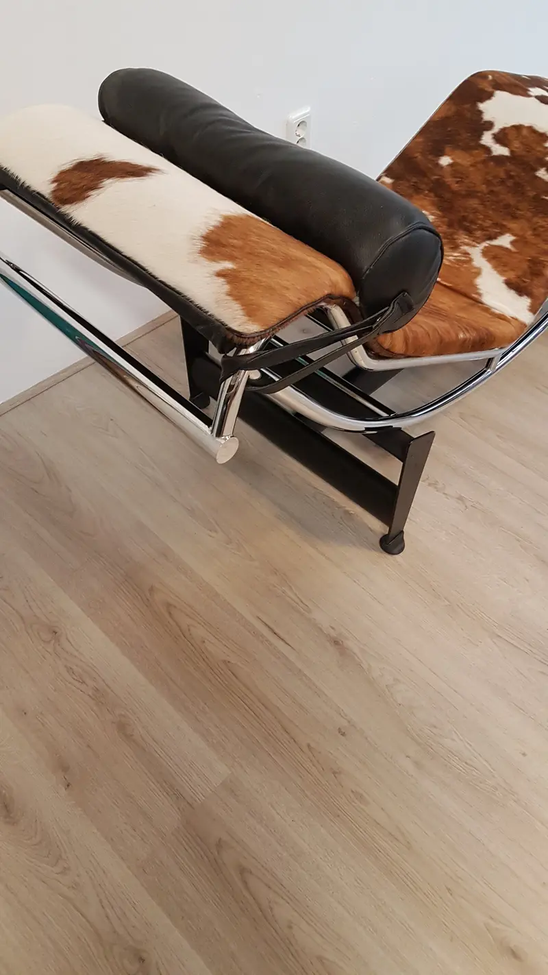 Alivar Pony Skin Chaise Longue 1