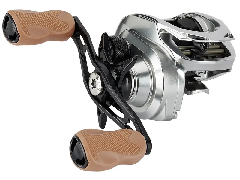 Bates Hundo Rh 7.11 Right-Handed Baitcasting Reel 1
