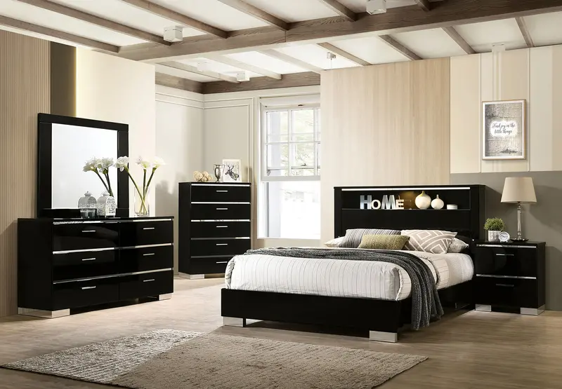 Carlile Queen Bedroom Set With Two Nightstands – 5-Piece Collection By Furniture Of America 1