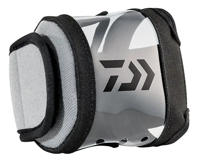 Daiwa D-Vec Tactical Clear View Conventional Reel Cover – Xxl 1