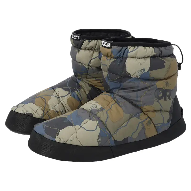 Outdoor Research Tundra Aerogel Insulated Booties For Men 2