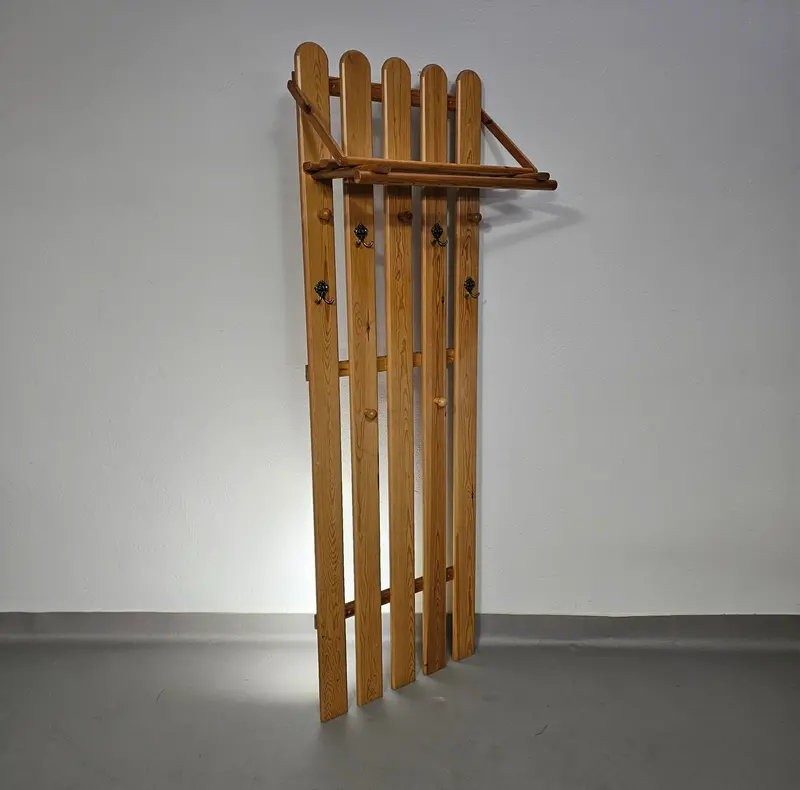 Pine Coat Rack — Minimalist Scandinavian-Inspired Wall Hook Unit, 60 × 190 × 30 Cm 1