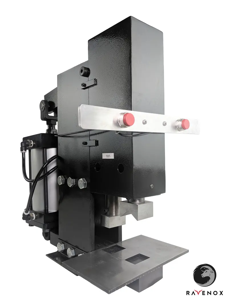 Ravenox Air-Powered Rope Clamp Machine With Advanced Compressor System 1
