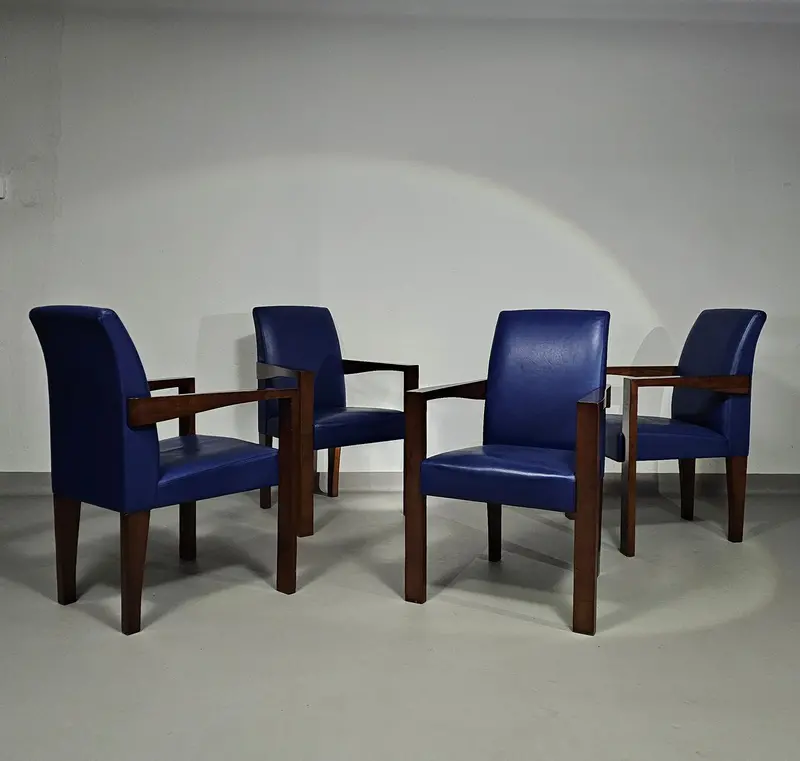 Set Of Four Hugues Chevalier Ying Bridge Conference Chairs — Premium Leather Edition 1