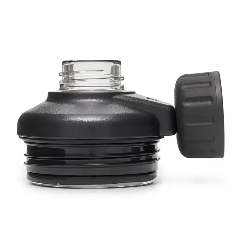 Yeti Rambler Vacuum Bottle With Magdock Magnetic Lid 1